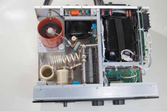ACOM 2100 HF + 6 Meter Linear Amplifiers - Image 4