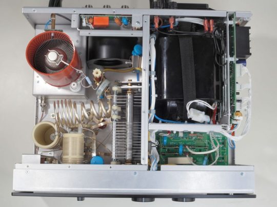 ACOM 2100 HF + 6 Meter Linear Amplifiers - Image 6