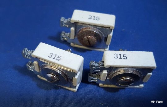 3 PCS Electromotive Variable Compression Mica Trimmer Capacitor # 315 NOS