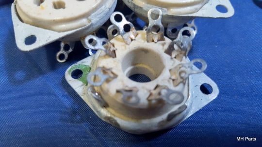 14 PCS Vintage Assorted  Ceramic Tube Sockets 8 Pin Hard Find NOS - Image 5