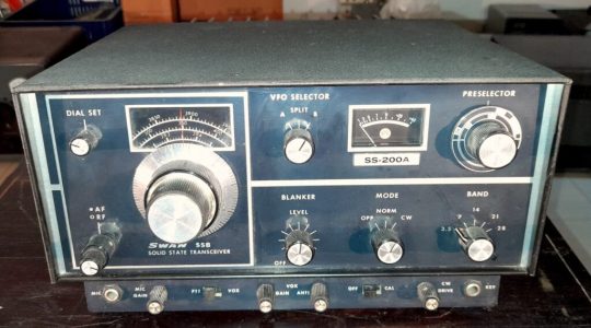 Swan Vintage SS-200 HF Transceiver Collectors Memories - Image 8