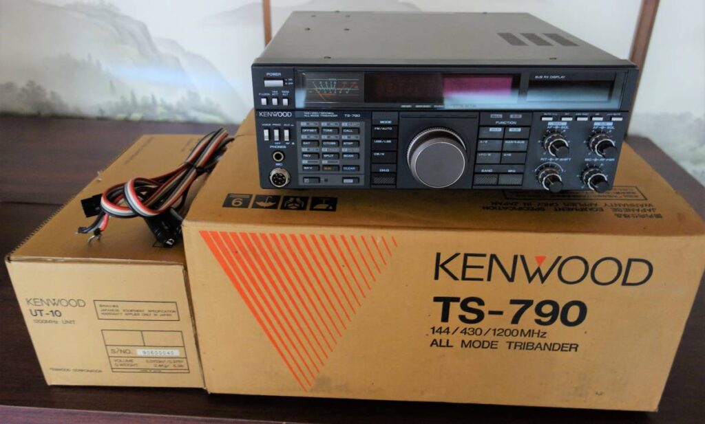 KENWOOD TS-790 All Mode 1200Mhz 430Mhz 144Mhz Transceiver 