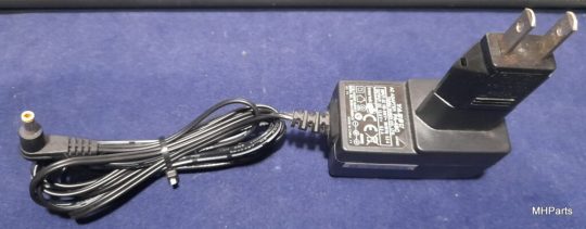 Yaesu FT-817 Original Adapter PA-48C Used