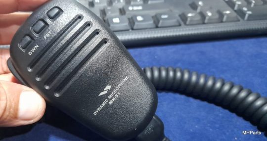 Yaesu FT-817 Original MH-31 Mmicrophone Used