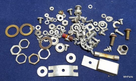 Hammarlund HQ-140-X Original Screws Used