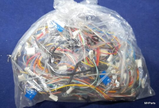 Kenwood TS-430 S Original Lot of Cable and Connectors 2 Boxes Used
