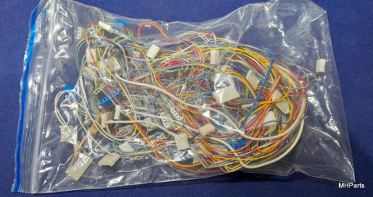 Kenwood TS-430 S Original Lot of Cable and Connectors 2 Boxes Used