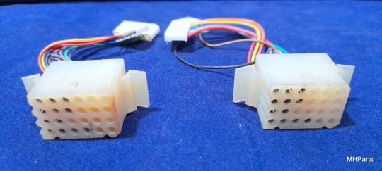 Icom IC-745 Original Back Plastic Special Connectors Used