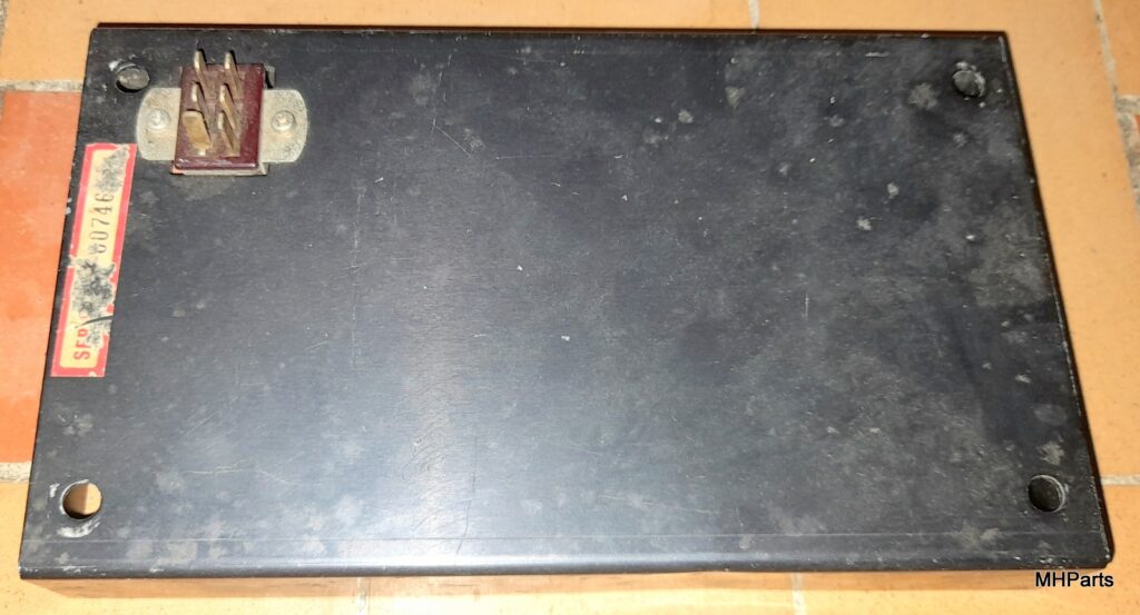 Yaesu FT-301D Aluminum Back Case Used