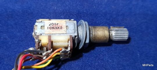 Yaesu FT-757GX Original Button 201R 10KBX2 Used