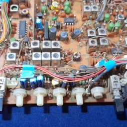 Yaesu FT-757GX Original Board F2718000E Untested For Parts