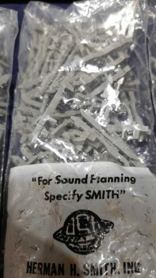 HERMAN H. SMITH GRAY PLASTIC SOUND PLANNING BOX  1