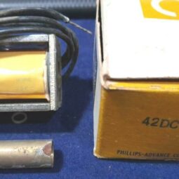 1 UND Phillips Advance Control Co. 42DC-7 Relay and Solenoid Made in USA 1