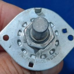 Reliant (Eldico) Receiver R-104 Original Switch Part #4 Used