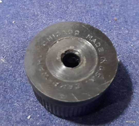 Reliant (Eldico) Receiver R-104 Original Small Round Knob Used