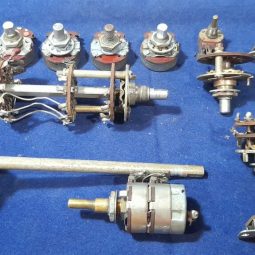 Swan 700 CX Original Mix Lot of Buttons Used