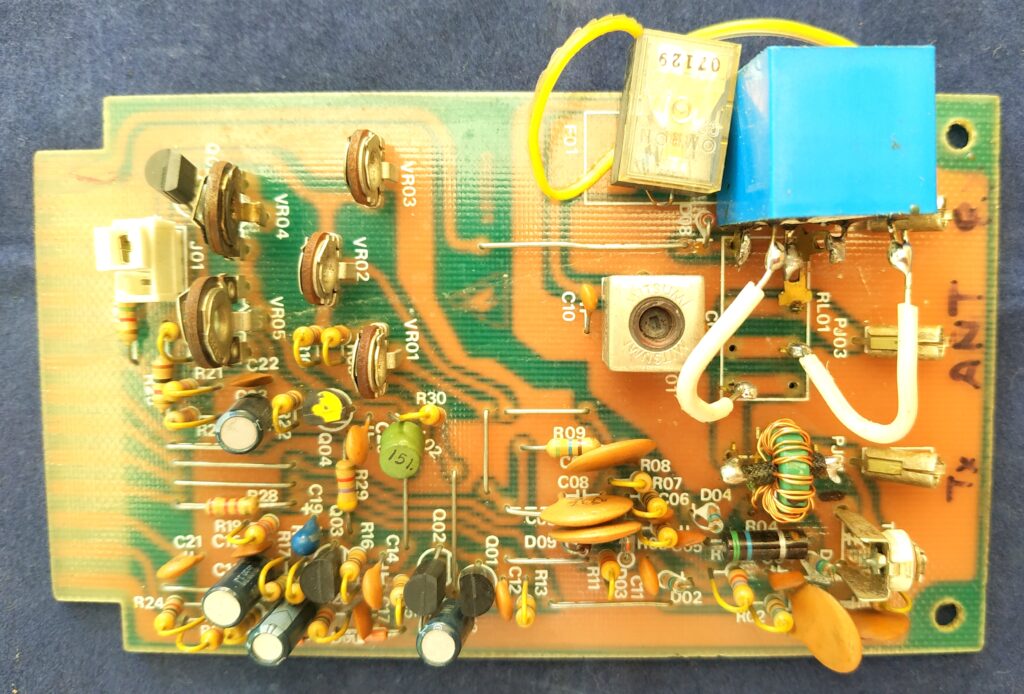 YAESU FT-ONE Original PB-2260 ALC Unit Used