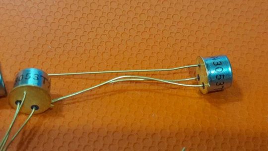 3 PCS Original Vintage 2N3053 T7223 NPN Bipolar Transistor NOS Gold Pin 1