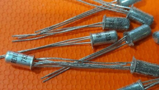 12 PCS Vintage Original REN 102A PNP Germanium Transistor NOS 1