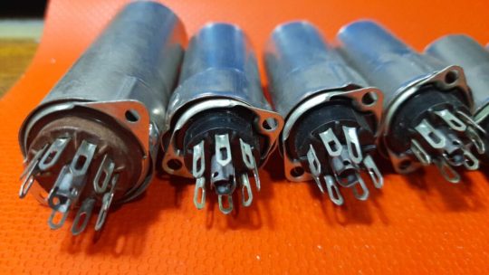 Assorted Lot 9 PCS Vintage CINCH, EBY, ELCO, 599 Complete Tube Sockets NOS - Image 4