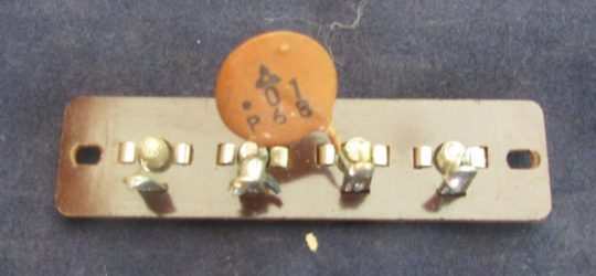 Yaesu FLDX-2000 Original ALC Relay Back Part Connector Used - Image 2