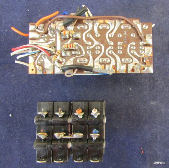 Yaesu FT-101ZD Original Power Switch WD 9223 and Switches PB-1975A Used - Image 2