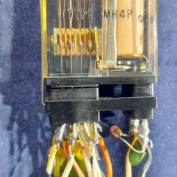 Kenwood R-599S Original Relay Omron MH4P with Base Used