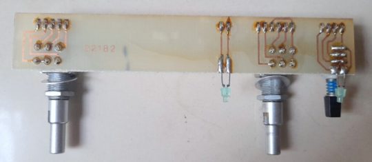 Ten Tec Omni V Original 81325 Lower Pot Board Used - Image 2
