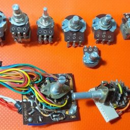 Kenwood TS-700S Original Mix Knobs Lot Used
