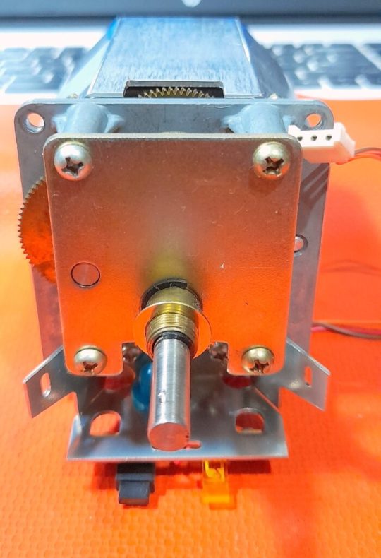 Kenwood TS-130S Original VFO the shaft is a bit crooked As Is Used