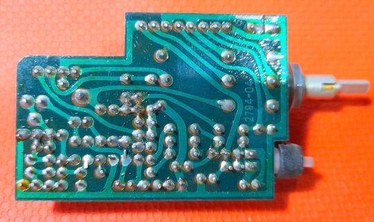 Kenwood TS-130S Original X54-1550-00 Button Board Used - Image 3