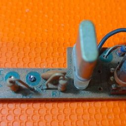Kenwood TS-700S Original X50-1470-04 Board Used