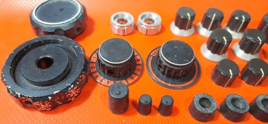 Kenwood TS-700S Original Buttons Set Used For Parts - Image 3