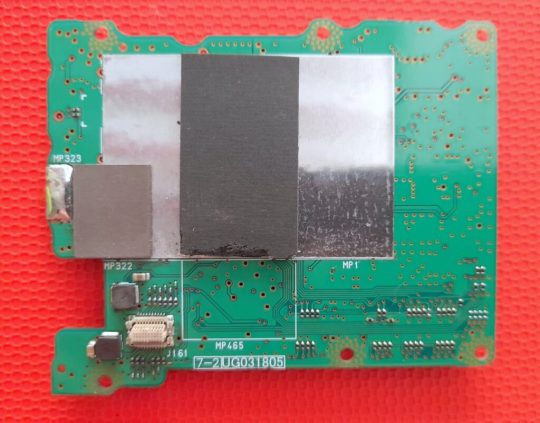 Icom IC-705 Scarce Original Board B-9131G Used For Parts Defective As Is - Image 2