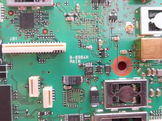 Icom IC-705 Scarce Original Main Unit B-8984H Used For Parts Defective As Is - Image 4