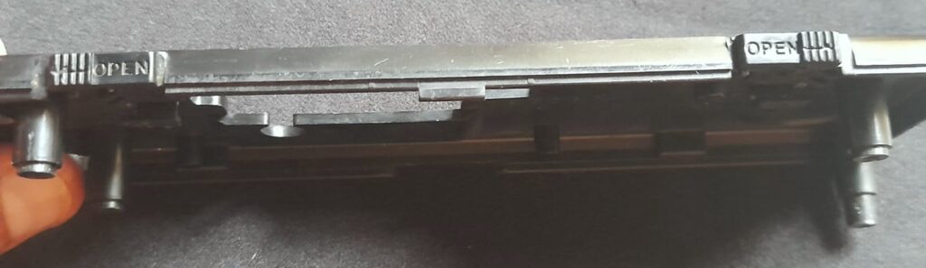 Alinco DX-70 Original Pplastic Back Front Used - Image 5