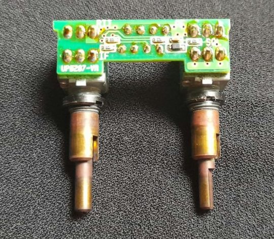 Alinco DX-70 Original AF RIT Buttons UP0287 VR Used - Image 3