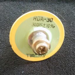 Yaesu FL-2100B Original Doorknob BDA-30 300 PF 3 KV Used