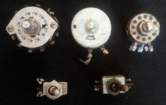 Military Receiver BC-224-H Knobs Used We Ship Worldwide