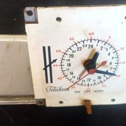 Hammarlund HQ-110 Original Telechron Used For PArts Or Non W