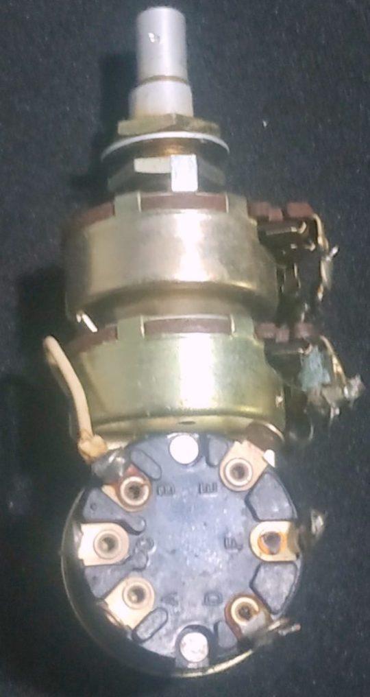 Yaesu FTDX-400 Original Special Knob We Ship Worlwide - Image 2