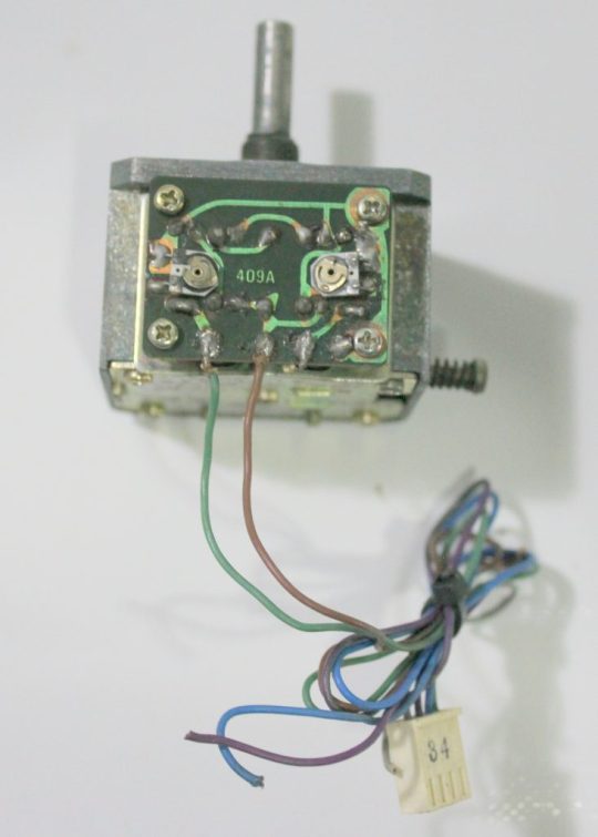 Icom IC-720A Original Encoder 409A #2 Used We Ship Worlwide - Image 2