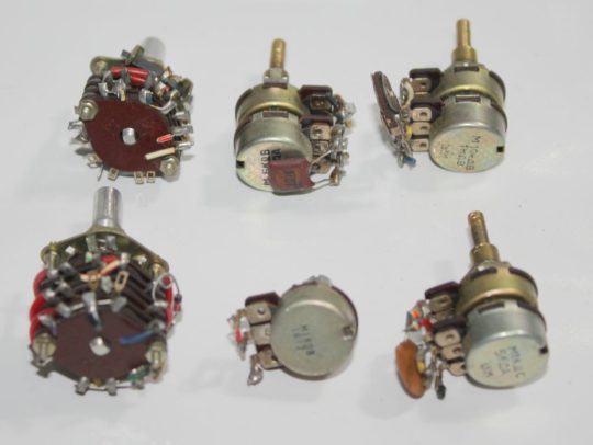 Yaesu FT-101E Original Knob Set Used We Ship Worlwide - Image 2