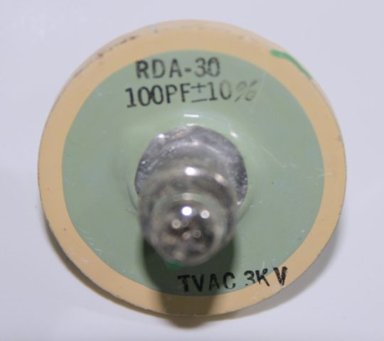 Yaesu FL-2100B Original doorknob 100pf 3kv Used #3 We Ship Worlwide