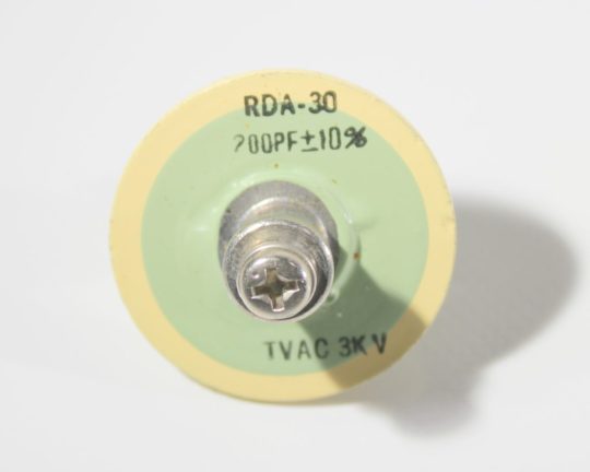 Yaesu FL-2100F Original Doorknob RDA-30 200PF 10% 3 KV Used Ship Worlwide