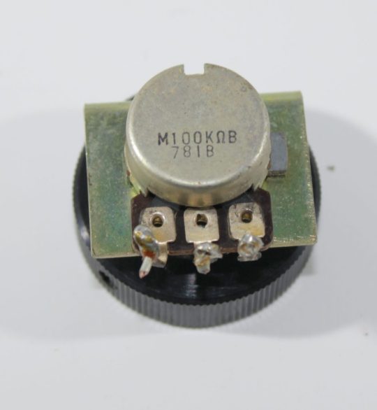 Yaesu FL-2100F Original Round Knob Used We Ship Worlwide - Image 2