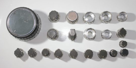 Kenwood TS-930S Original Knobs Set Used We Ship Worlwide - Image 2