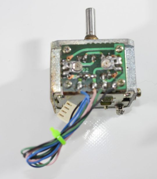 Icom IC-730 Original VFO Encoder Used We Ship Worlwide - Image 2
