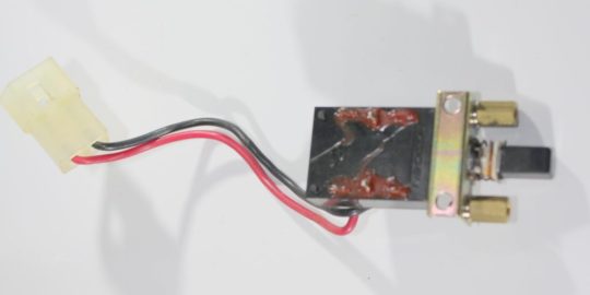 Icom IC-730 Original Power Switch Used We Ship Worlwide - Image 2