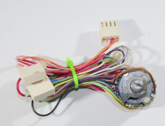 Icom IC-730 Original Switch #3 Used We Ship Worlwide - Image 2